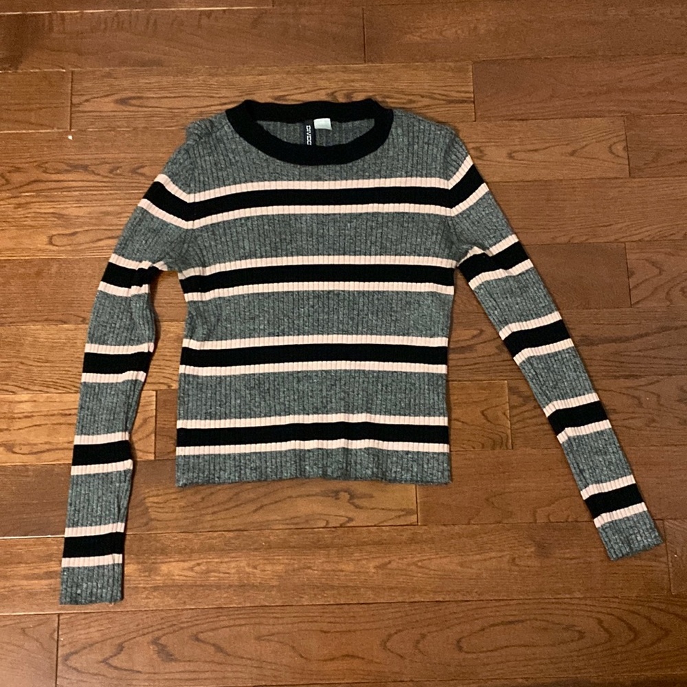 Striped Knit Long Sleeve Top - Picture 2 of 3